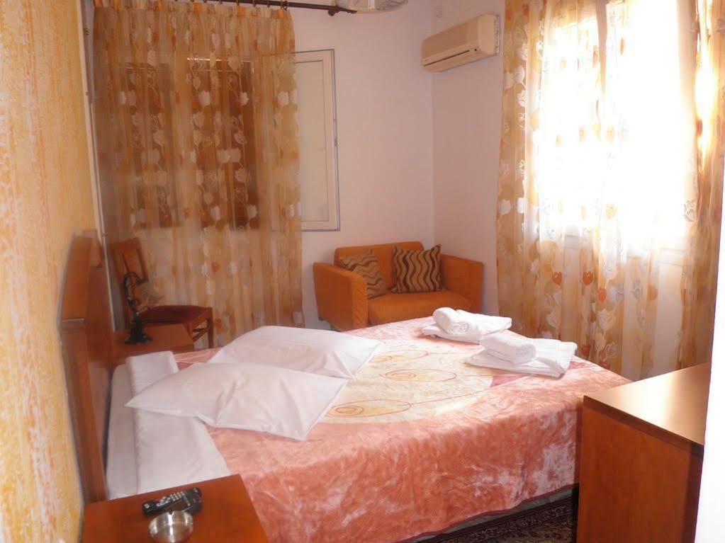 Bonne Nuit Pension Nafplio Exterior photo